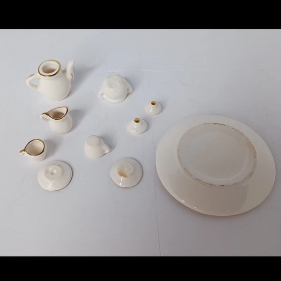 Porcelain Miniture Tea Set with Plate, Teapot, Creamer, Sugar Dish, and 2 Cups - Picture 5 of 6